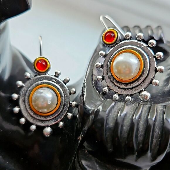 Elegant Silver and Faux Pearl Earrings - Picture 1 of 5
